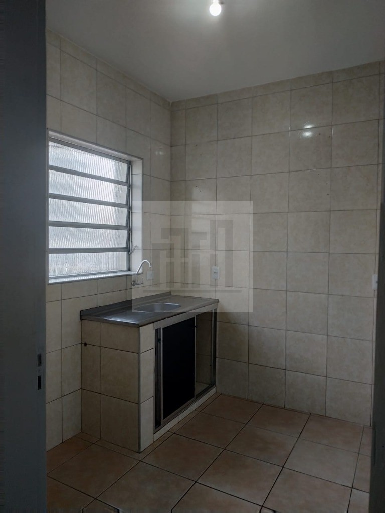 Apartamento para alugar com 2 quartos, 75m² - Foto 2