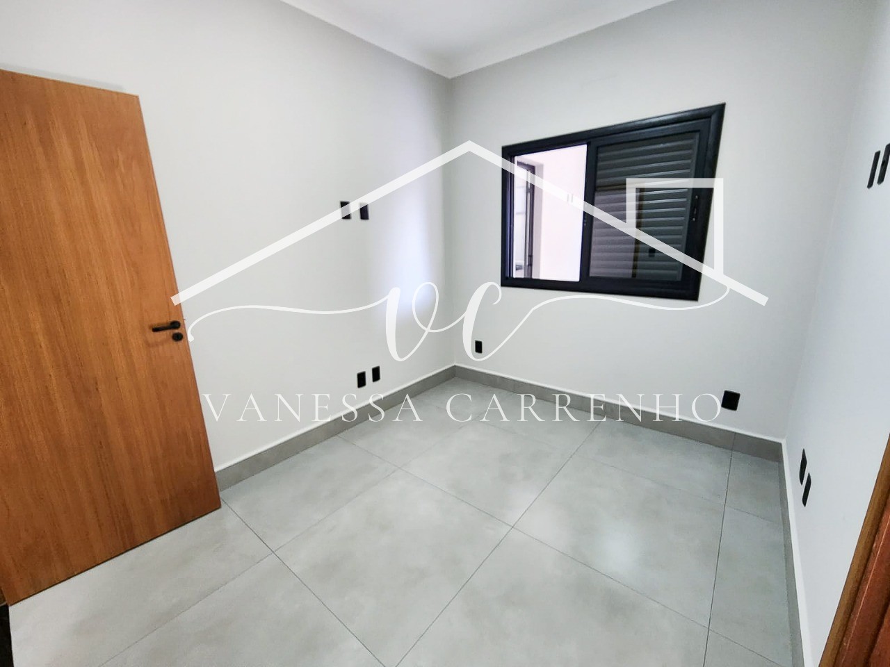 Casa para alugar com 4 quartos, 250m² - Foto 30