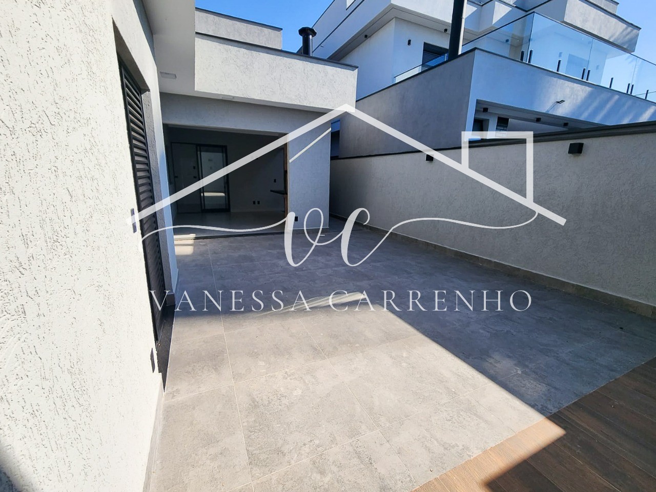 Casa para alugar com 4 quartos, 250m² - Foto 16