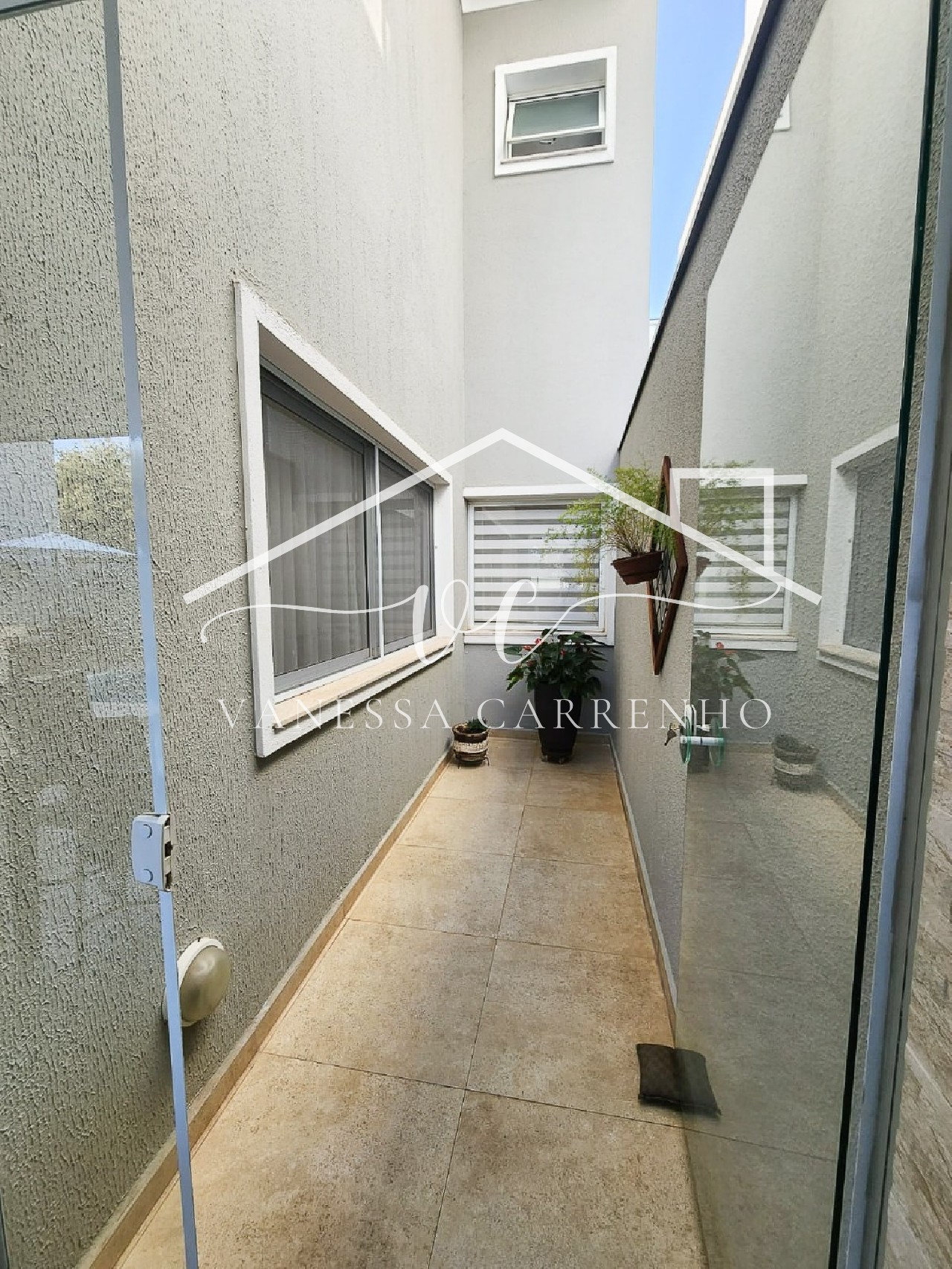 Casa à venda com 4 quartos, 250m² - Foto 23