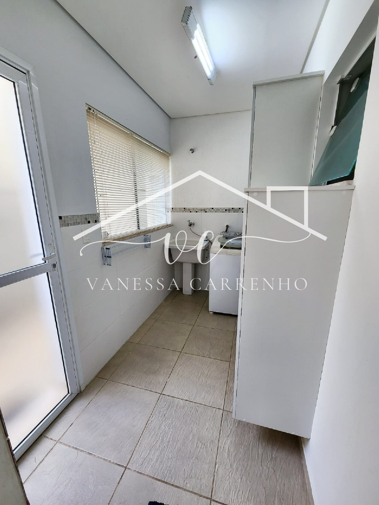 Casa à venda com 4 quartos, 250m² - Foto 21