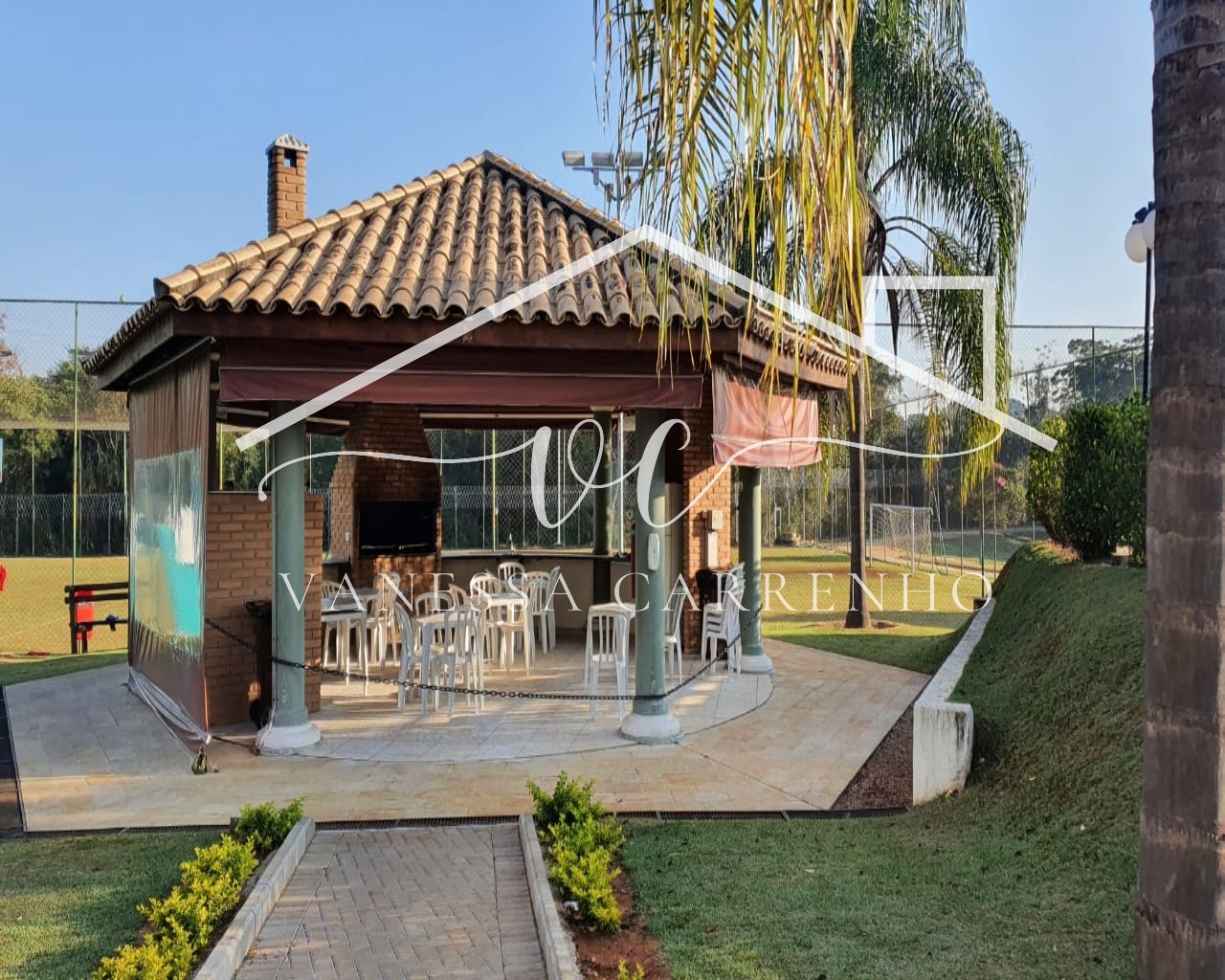 Casa para alugar com 4 quartos, 296m² - Foto 63