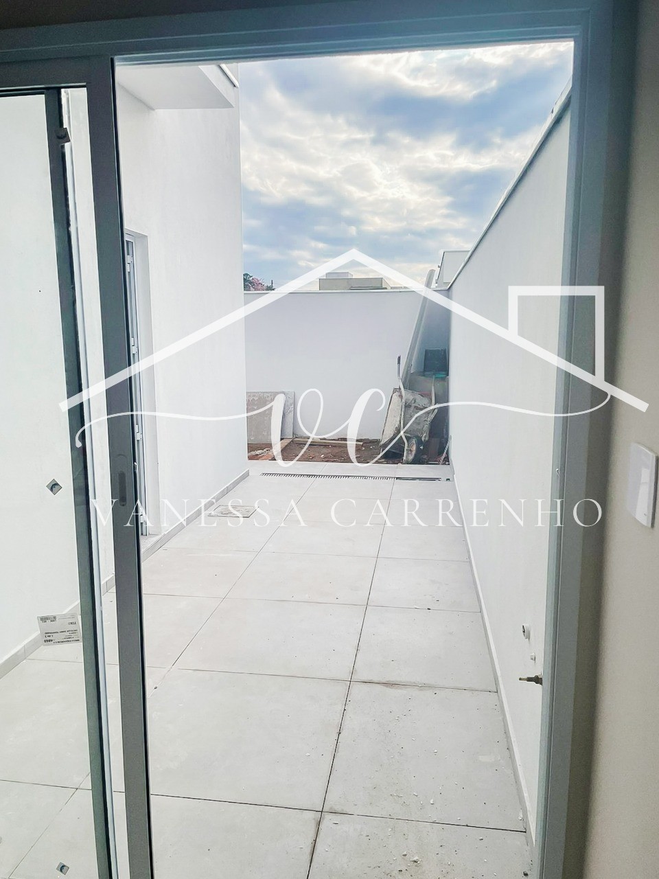 Casa à venda com 3 quartos, 250m² - Foto 16