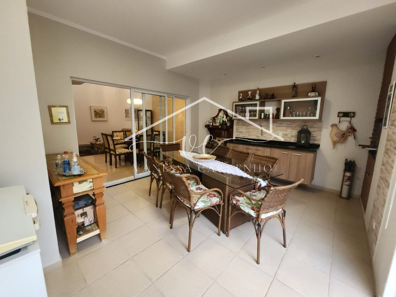 Casa à venda com 3 quartos, 250m² - Foto 14