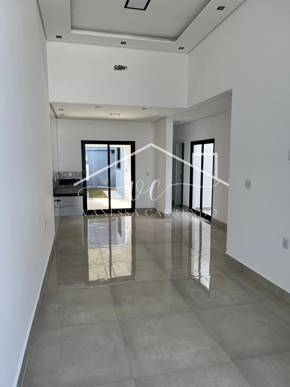 Casa à venda com 3 quartos, 150m² - Foto 4