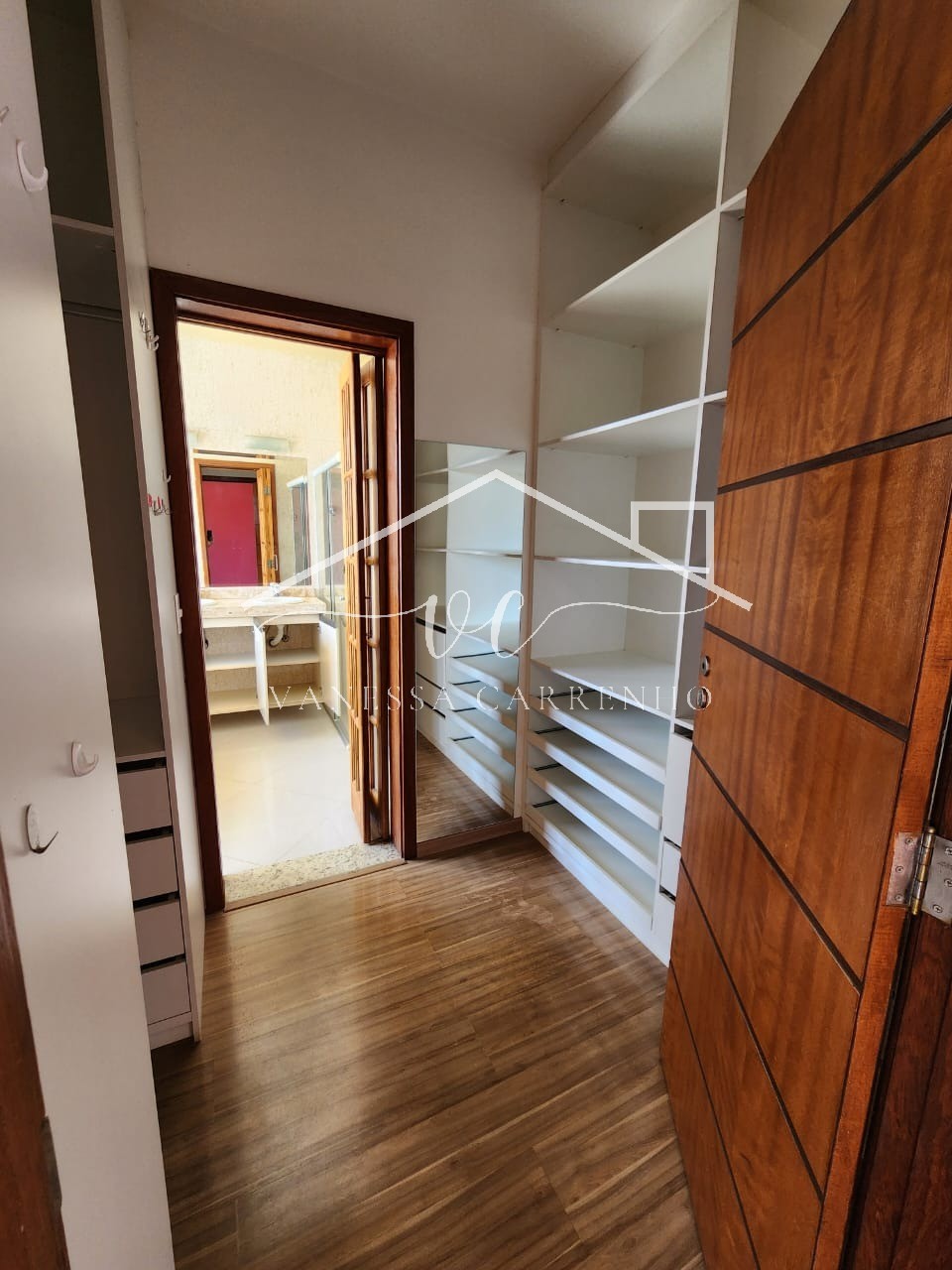 Casa à venda com 3 quartos, 268m² - Foto 29