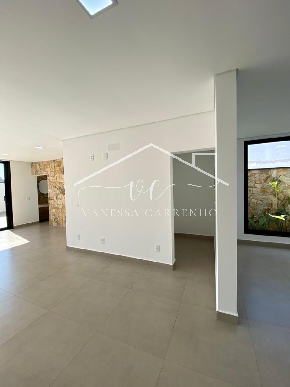 Casa à venda com 3 quartos, 250m² - Foto 10