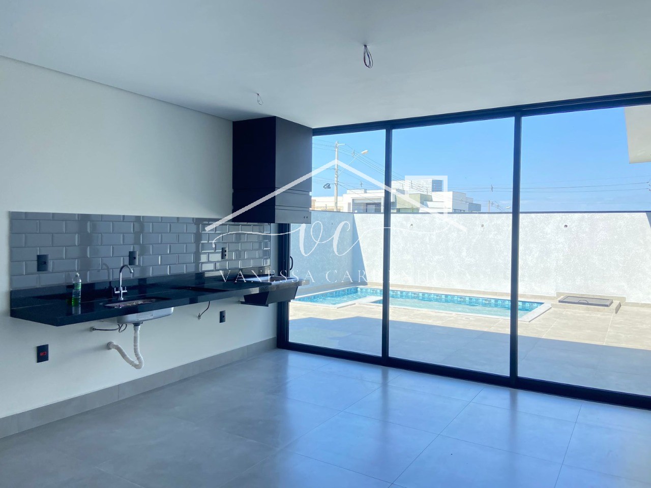 Casa à venda com 3 quartos, 353m² - Foto 6