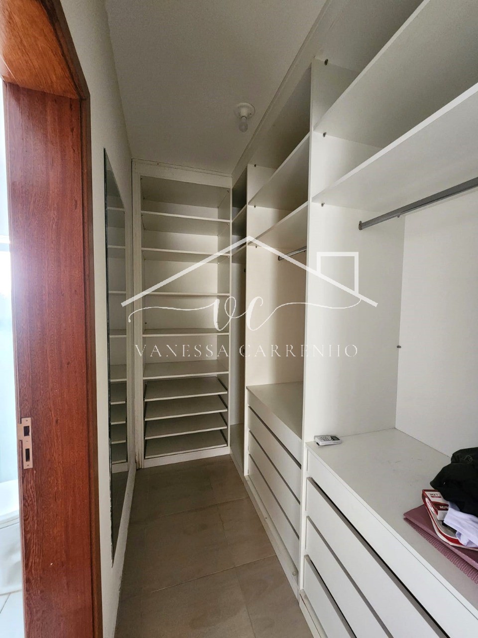 Casa à venda com 3 quartos, 250m² - Foto 16