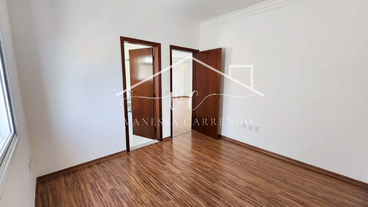 Casa à venda e aluguel com 3 quartos, 250m² - Foto 32