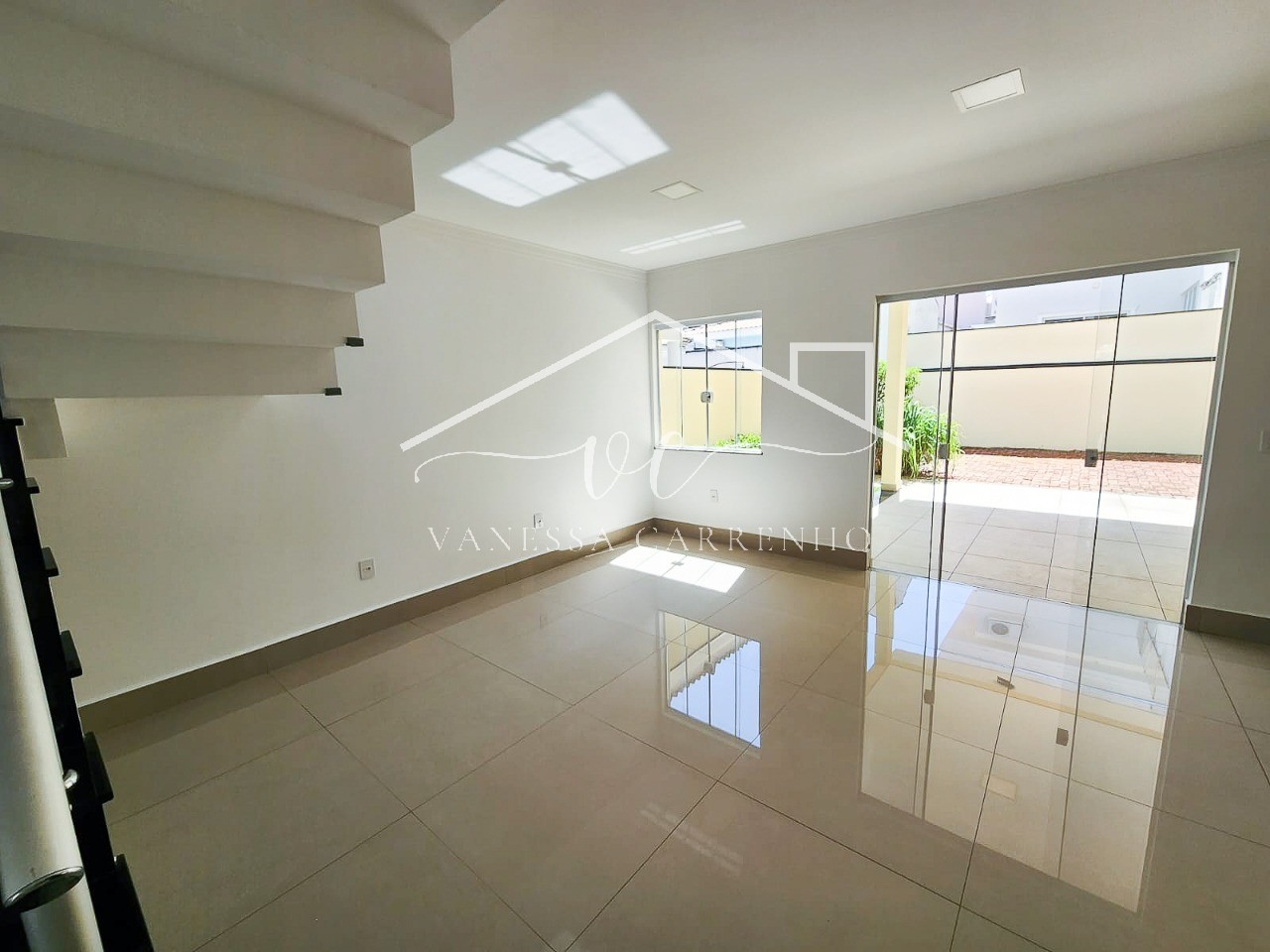 Casa à venda e aluguel com 3 quartos, 250m² - Foto 10