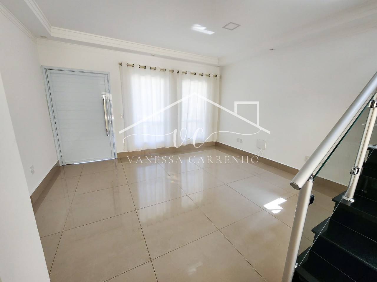 Casa à venda e aluguel com 3 quartos, 250m² - Foto 9