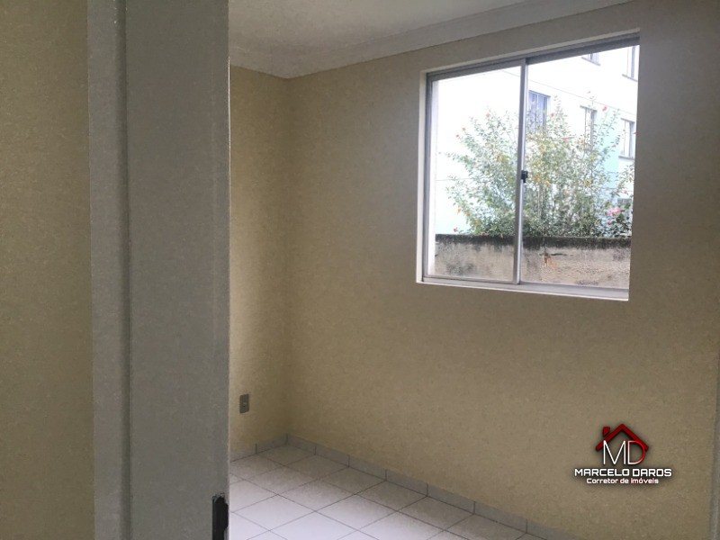 Apartamento à venda com 2 quartos, 44m² - Foto 2