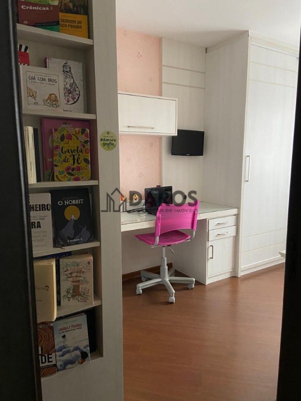 Casa à venda com 3 quartos, 150m² - Foto 9