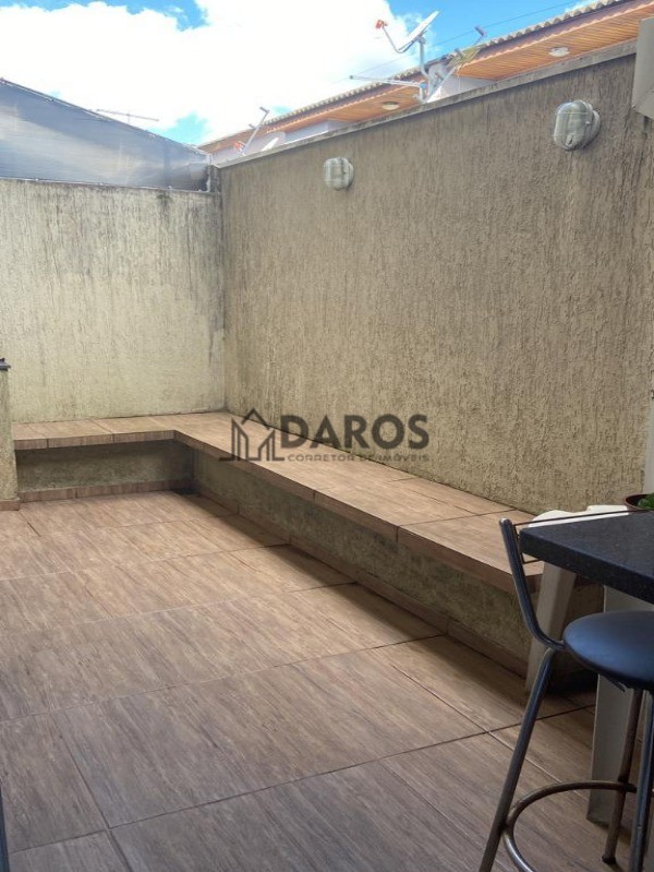 Casa à venda com 3 quartos, 150m² - Foto 15