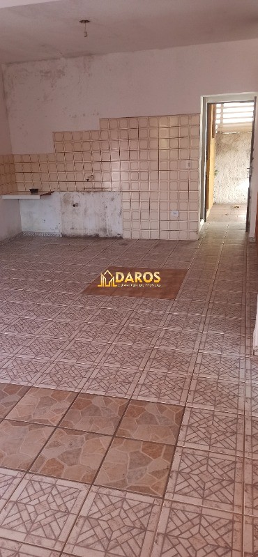 Casa à venda com 2 quartos, 312m² - Foto 18