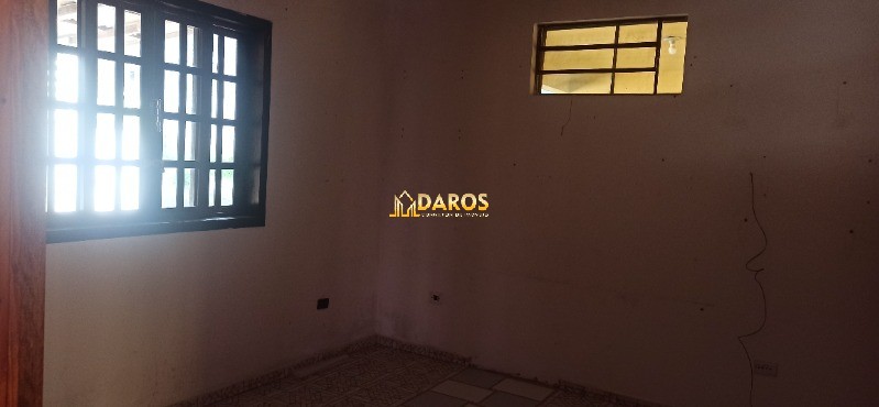 Casa à venda com 2 quartos, 312m² - Foto 15