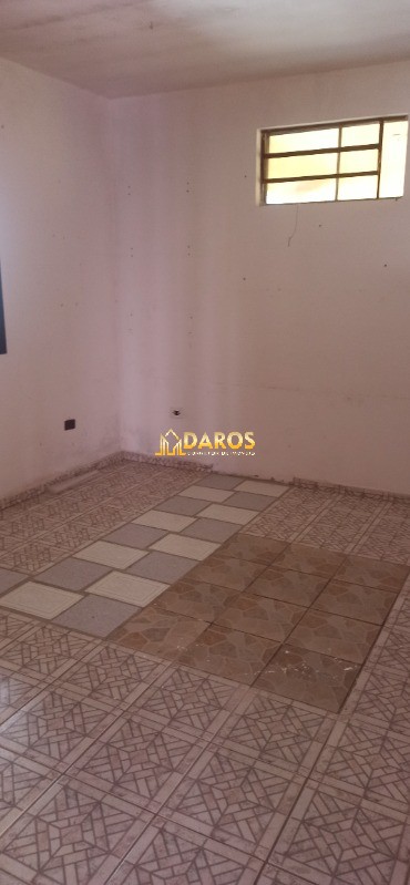 Casa à venda com 2 quartos, 312m² - Foto 14