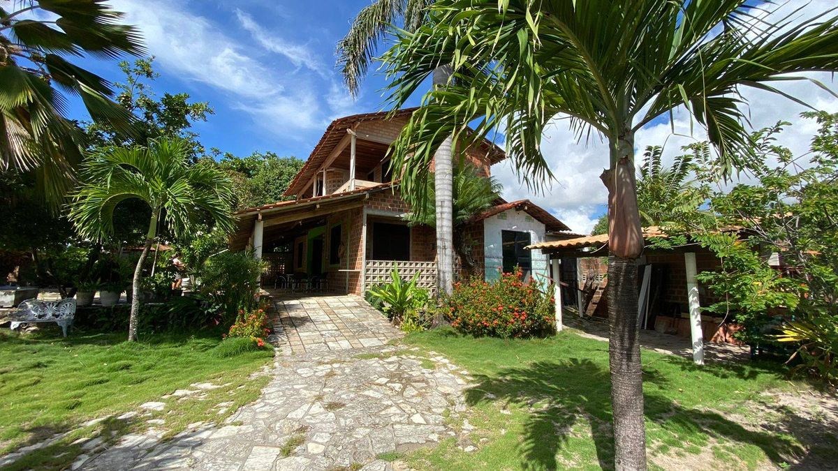 Casa 30x30 1 andar com 04 Quartos em Tabatinga á venda por 1.100.000,00