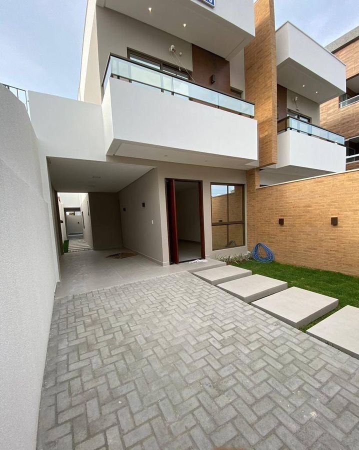 Casa com 3 quartos à Venda, Bessa - João Pessoa