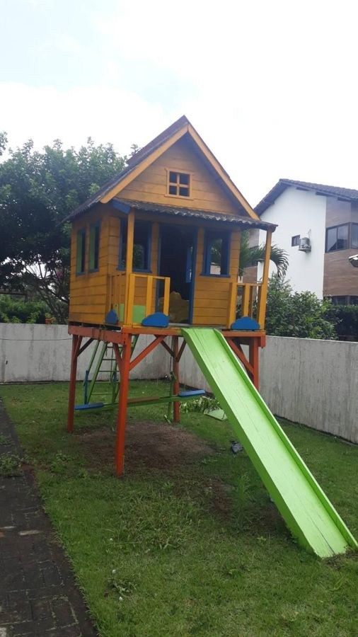 Casa em condomínio fechado 240m² 3 suítes em Bananeiras, a venda por R$1.300.000,00.