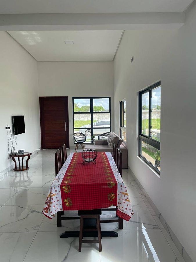 Casa em condomínio fechado 136m² 3 suítes em Bananeiras, a venda por R$690.000,00.
