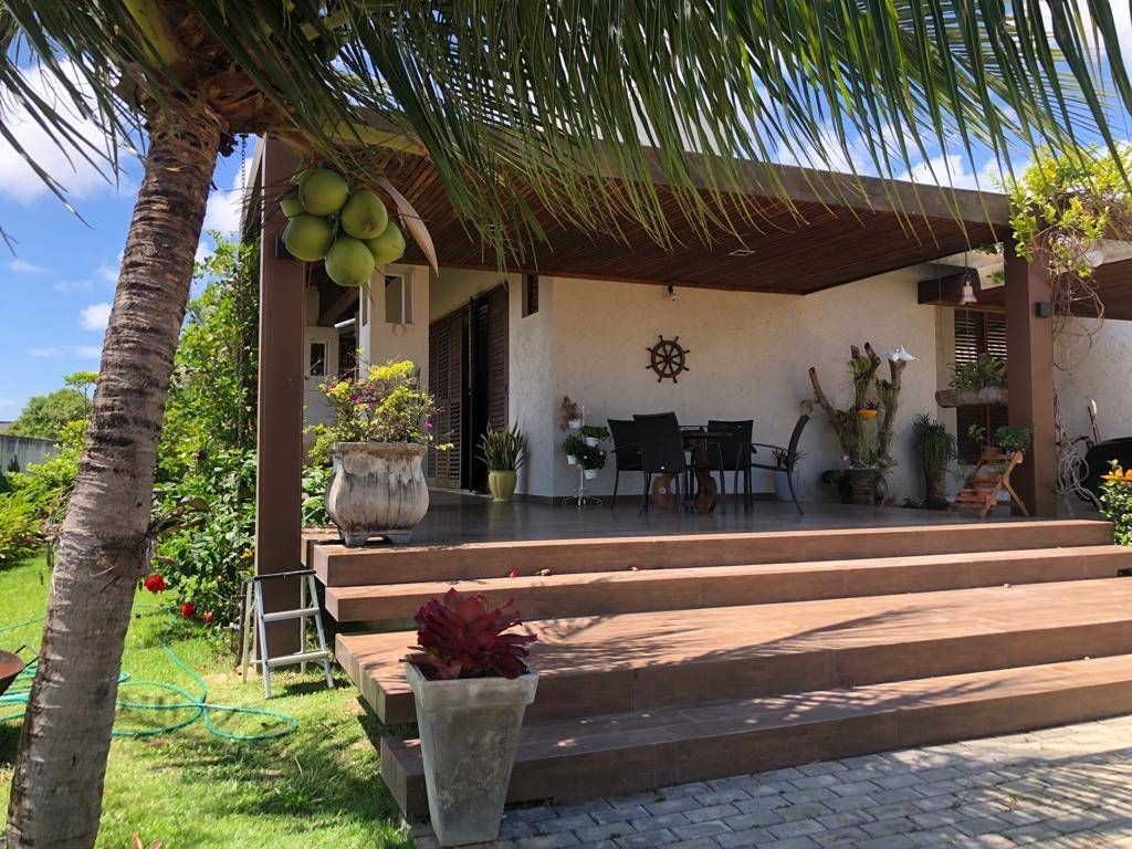 Casa em condomínio fechado 340m² 3 suítes, a venda por R$1.500.000,00.