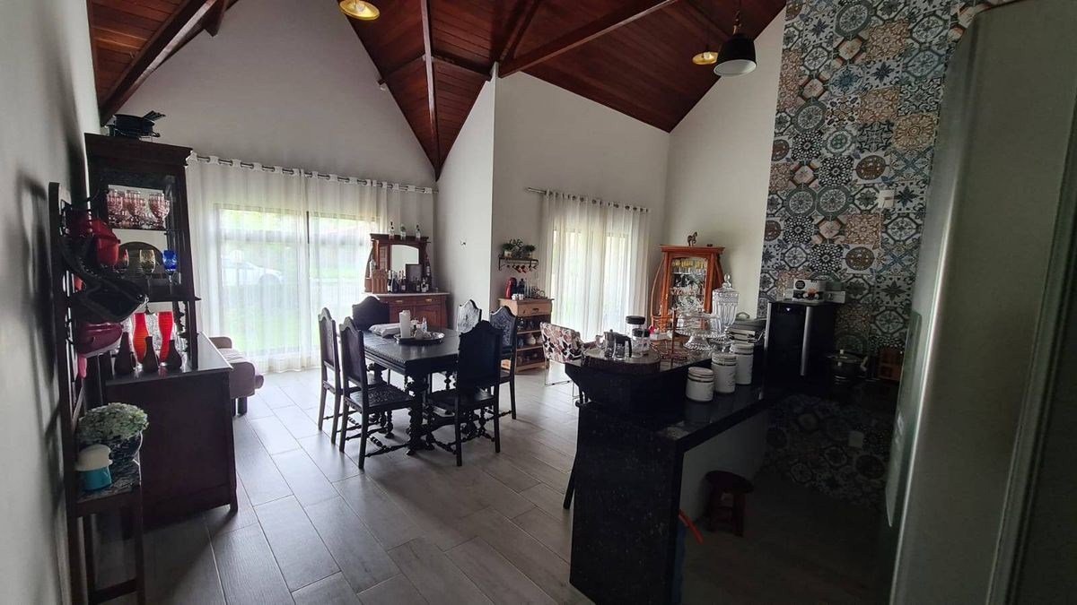 Casa com 03 Quartos em Bananeiras no Condomínio Águas da Serra á venda por 1.200.000,00