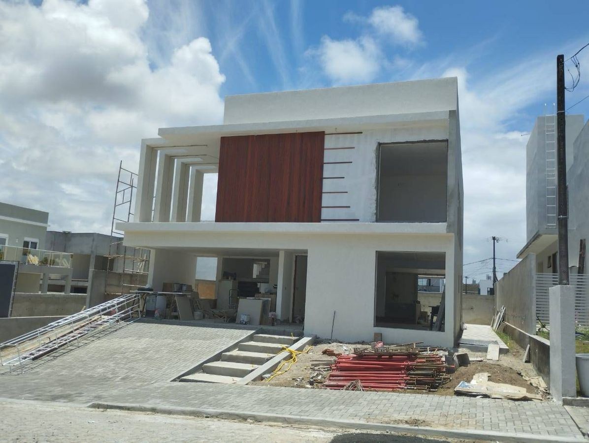VENDO CASA EM CONDOMINIO