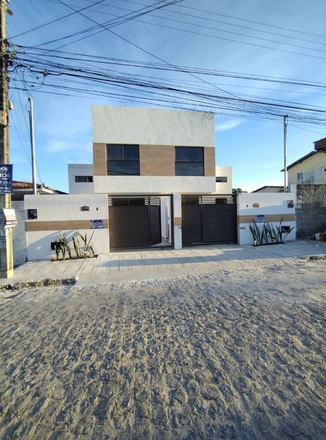 VENDO CASA GEMINADA DUPLEX NO BAIRRO DOS BANCARIOS JOÃO PESSOA, PB