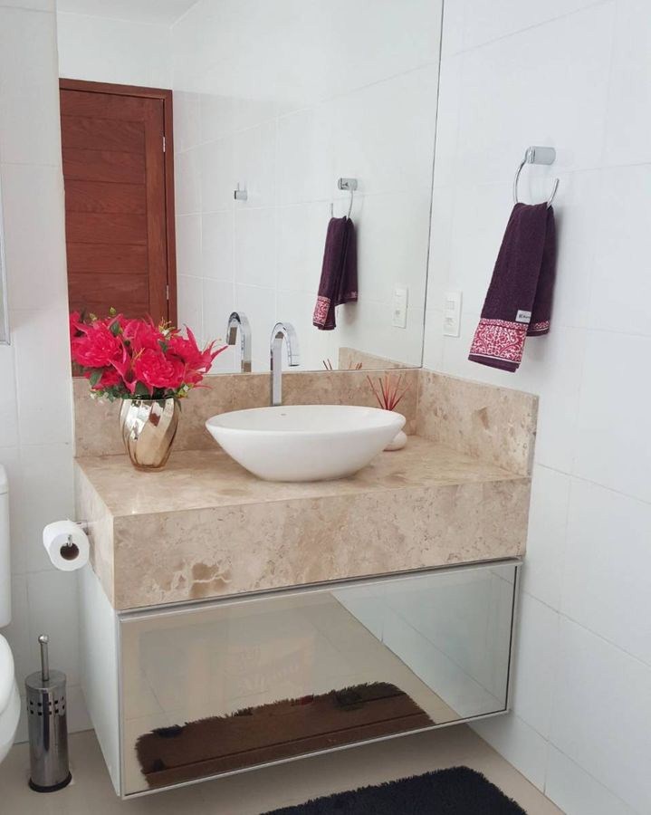 Casa em condomínio fechado 240m² 3 suítes em Bananeiras, a venda por R$1.300.000,00.