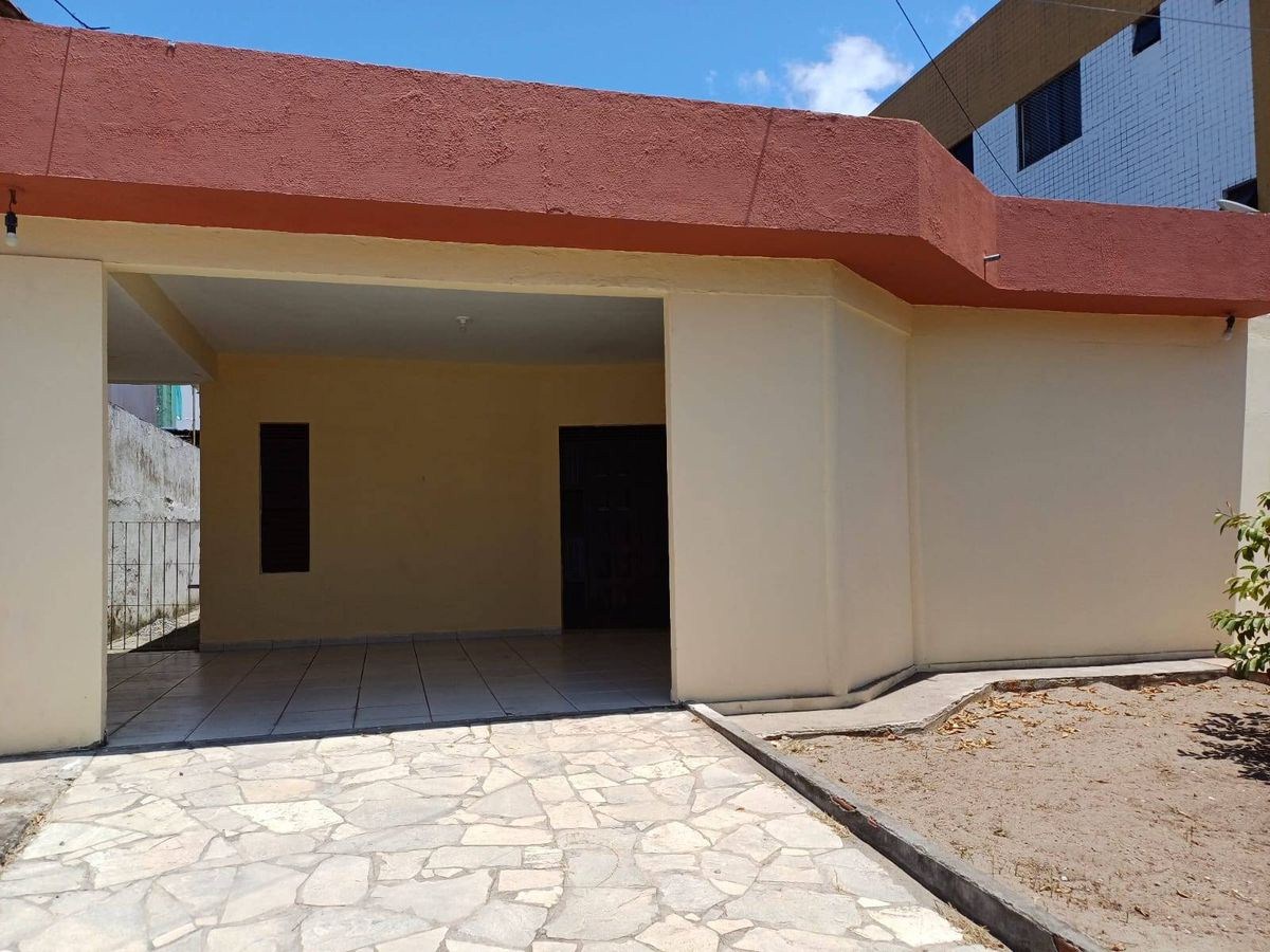 Casa com 4 quartos para Locação, Bessa - João Pessoa