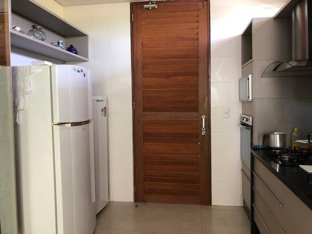 Casa em condomínio fechado 340m² 3 suítes, a venda por R$1.500.000,00.