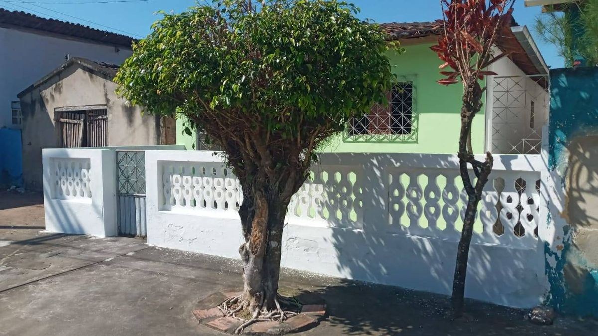 Casa com 2 quartos à Venda, Centro - Borborema