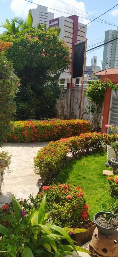 Casa 360m² 4 quartos no bairro Brisamar, a venda por R$950.000,00.