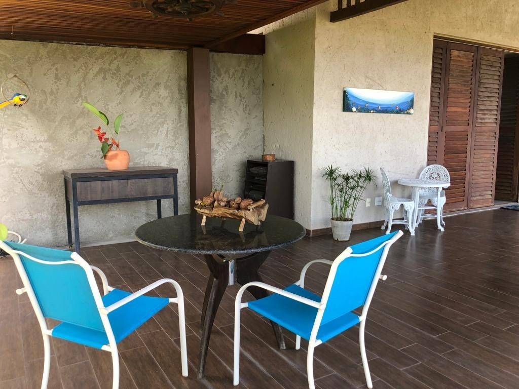 Casa em condomínio fechado 340m² 3 suítes, a venda por R$1.500.000,00.