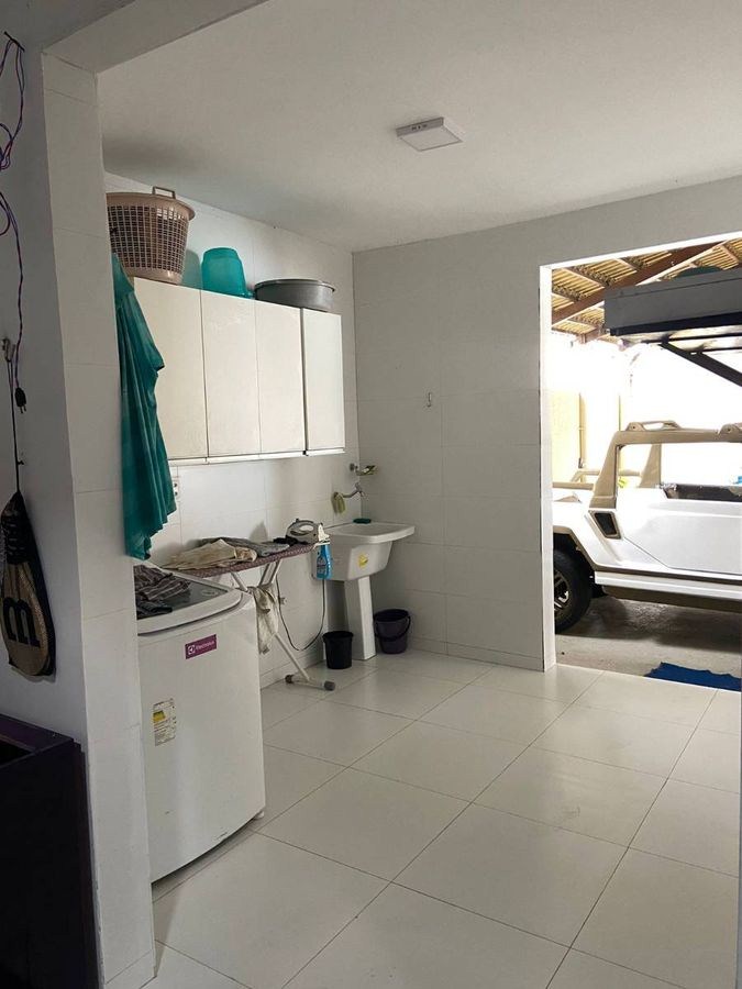 Casa com 6 quartos à Venda, Bessa - João Pessoa