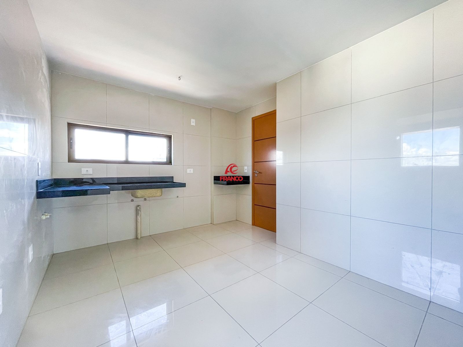 Apartamento à venda com 3 quartos, 126m² - Foto 9