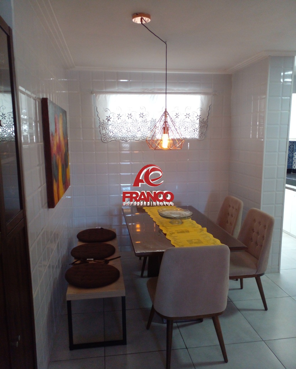 Apartamento para alugar com 3 quartos, 133m² - Foto 2