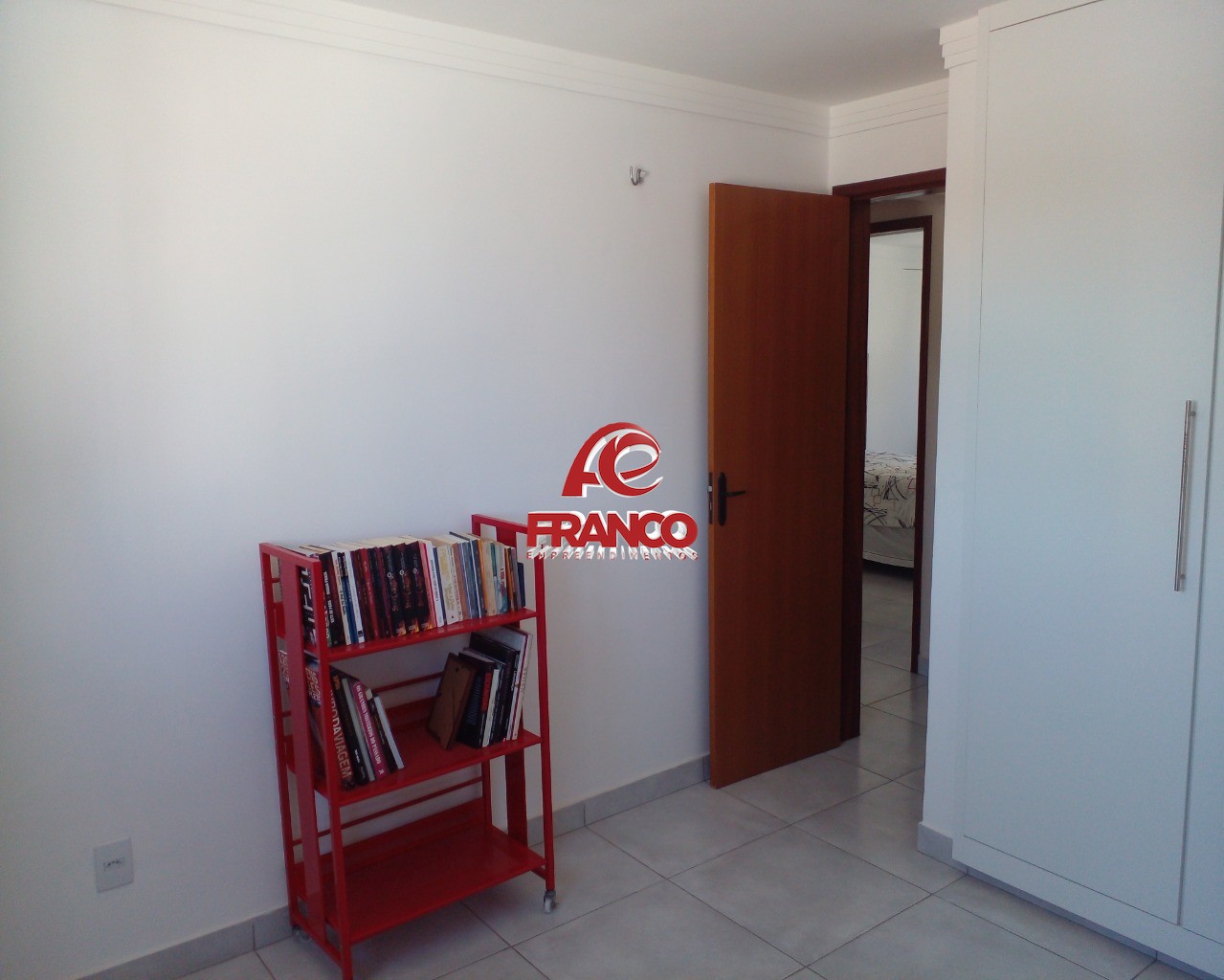 Apartamento para alugar com 3 quartos, 133m² - Foto 19