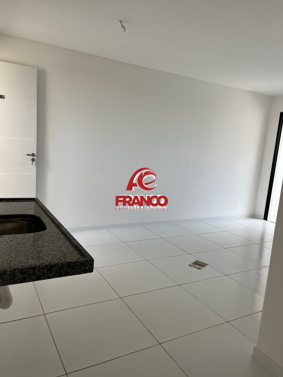 Apartamento à venda com 2 quartos, 56m² - Foto 11