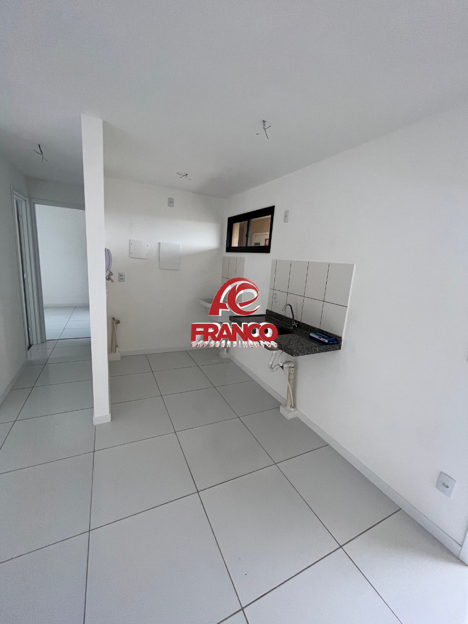 Apartamento à venda com 2 quartos, 56m² - Foto 7