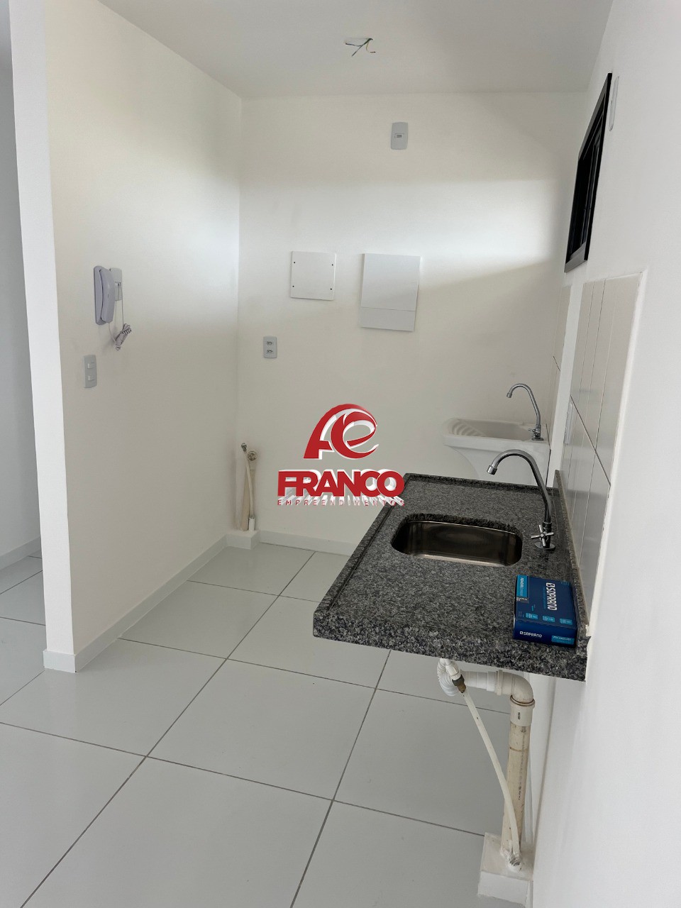 Apartamento à venda com 2 quartos, 56m² - Foto 6