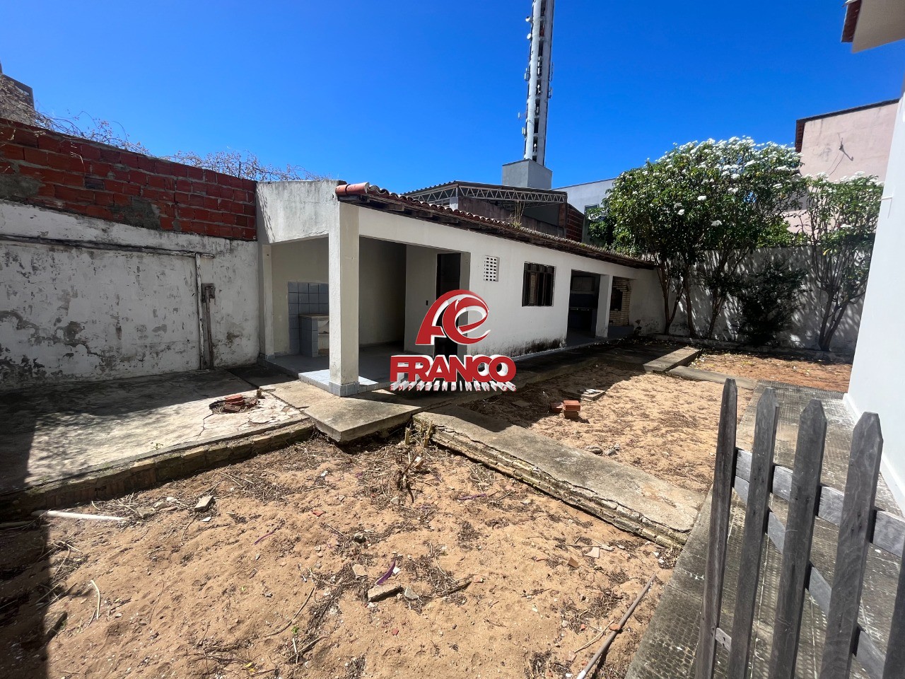 Casa à venda com 8 quartos, 480m² - Foto 38