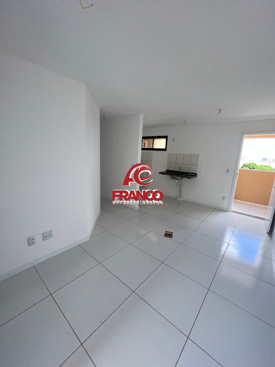 Apartamento à venda com 2 quartos, 56m² - Foto 4