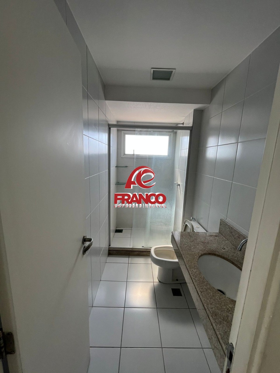 Apartamento para alugar com 3 quartos, 196m² - Foto 26