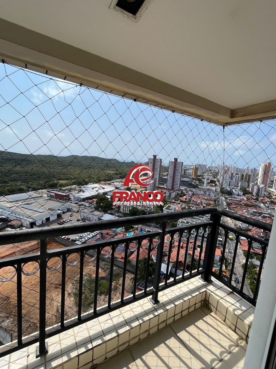 Apartamento para alugar com 3 quartos, 196m² - Foto 30