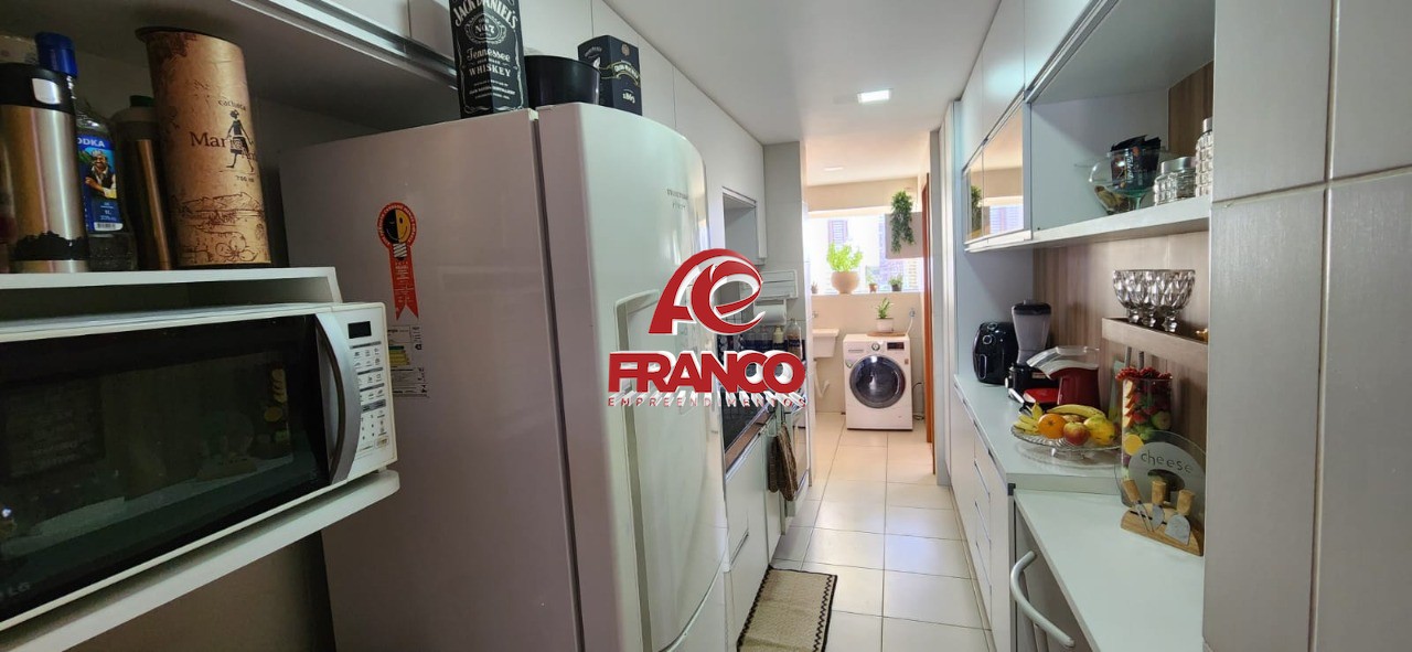 Apartamento à venda com 3 quartos, 93m² - Foto 15