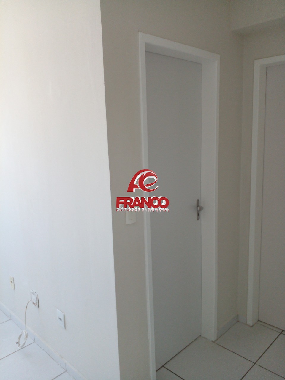 Apartamento à venda com 2 quartos, 55m² - Foto 13