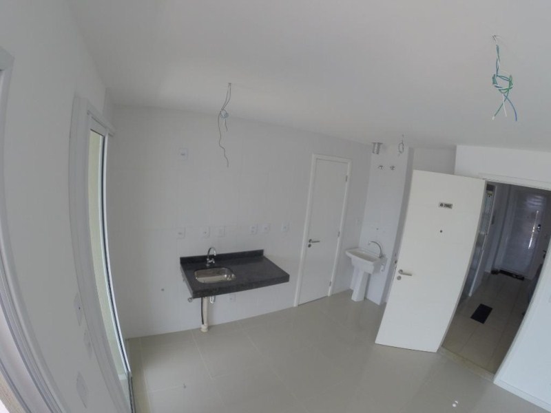 Apartamento à venda com 2 quartos, 79m² - Foto 18